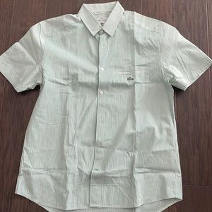 Short sleeves shirt